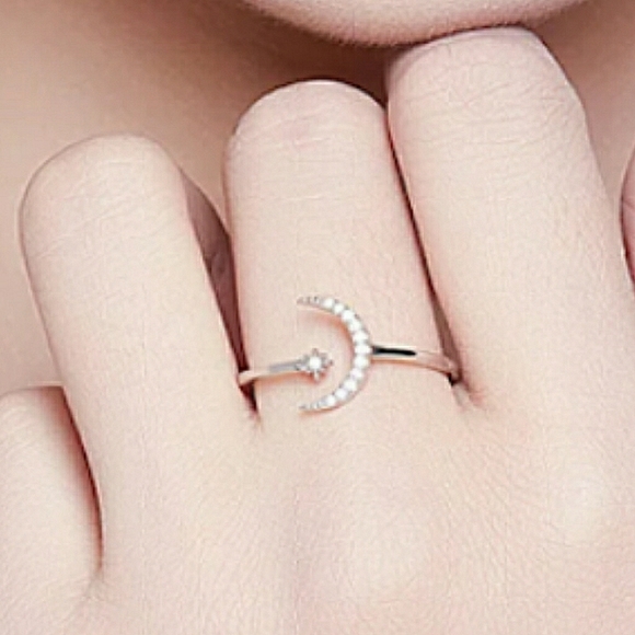 Sterling Silver Crescent Moon & Star Ring - Picture 7 of 7